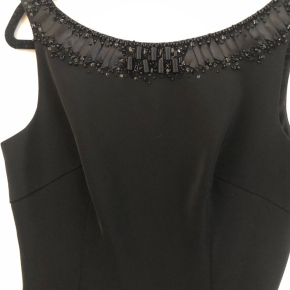 Cocktails Anyone? Gorgeous Teri Jon Cocktail Dress  LBD size 4 - Picture 2 of 8